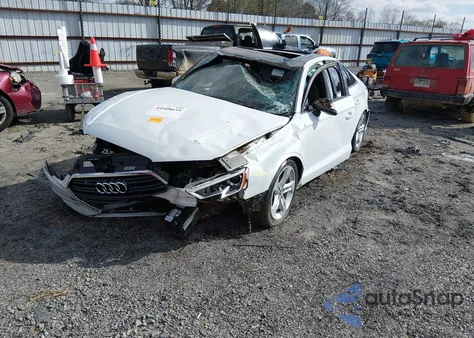 2017 Audi A3 2.0T Premium из США, поврежденный, VIN WAUAUGFF4H1037519